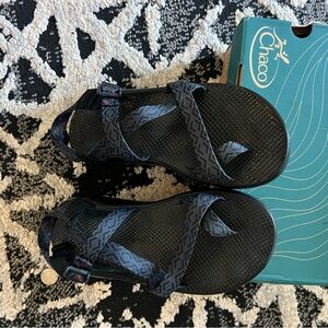 Chaco Z2 Men’s size 11 Navy Blue